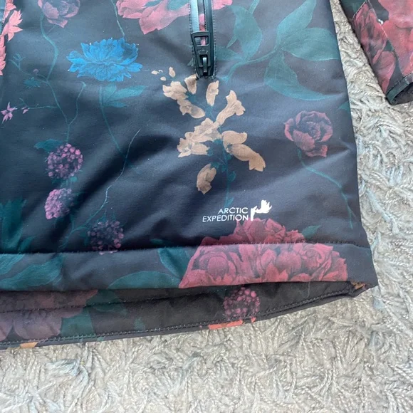 Arctic Expedition Waterproof Parka - Picture 3 of 12